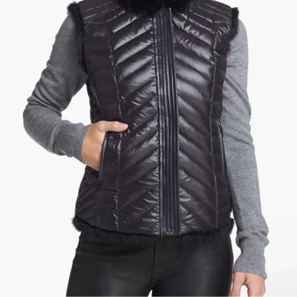 BCBGMaxAzria 100% Rabbit Fur Vest - Picture 4 of 4